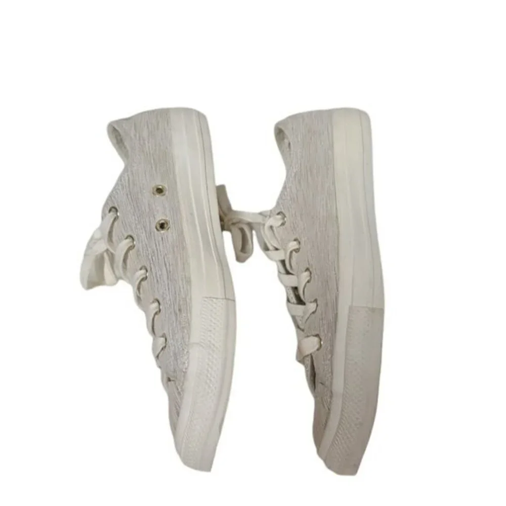 Converse sneakers low